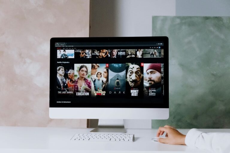 Lire la suite à propos de l’article XalaFlix avis : découvrez si cette plateforme de streaming gratuite, sans pubs, vaut vraiment le détour.