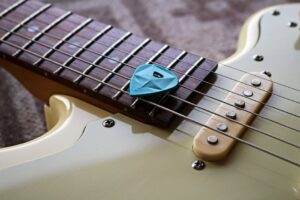 Lire la suite à propos de l’article Meilleure guitare électrique 2026 : comparatif par budget